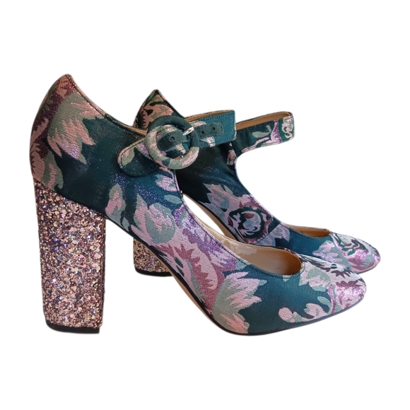 Marc Fisher Floral Heels - Picture 1 of 7